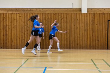 Bild 83 - wCJ TSV Ellerau - Luebecker SV Gut Heil v 1876 : Ergebnis: 22:20
